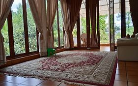 Villa Gathering Yuni Syahla