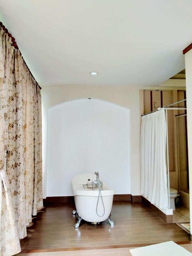 Villa Gathering Yuni Syahla Citaringgul Exterior foto
